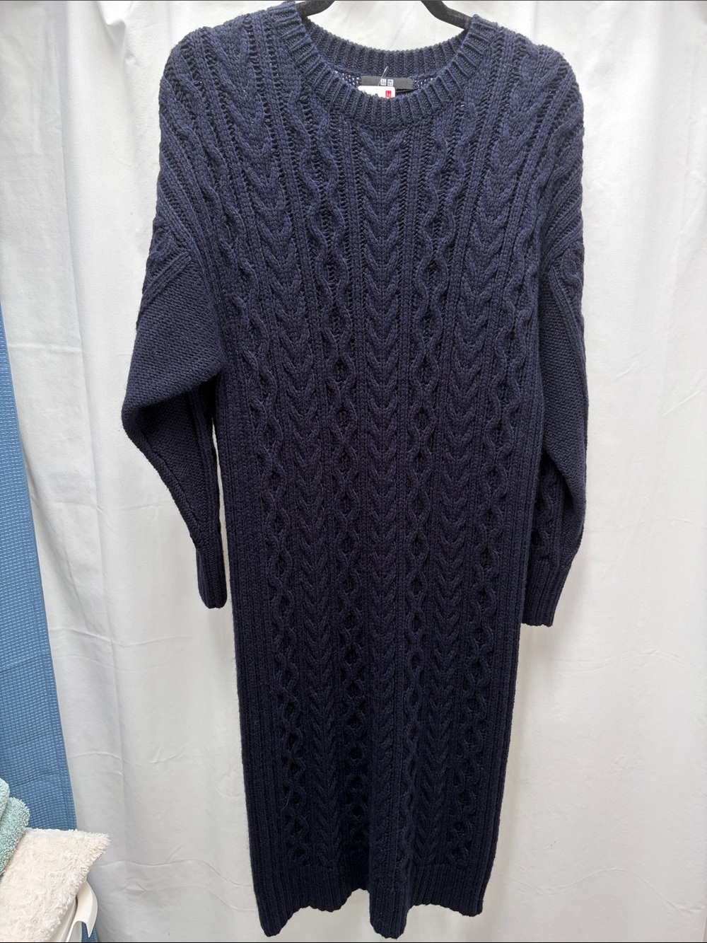 Women’s Uniqlo Navy Cable Knit Sweater Dress sz M